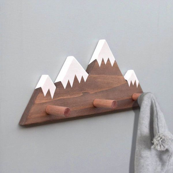 Snowy Mountain Peak Wall Pegs